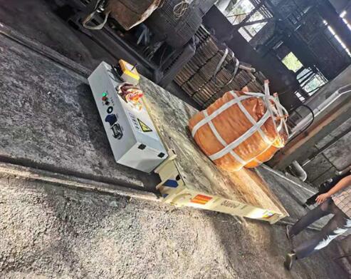 5吨锂电池铁水包轨道转运车